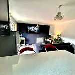 Modernised 2 Bed House Close To Centre Apartmán Leeds (West Yorkshire)