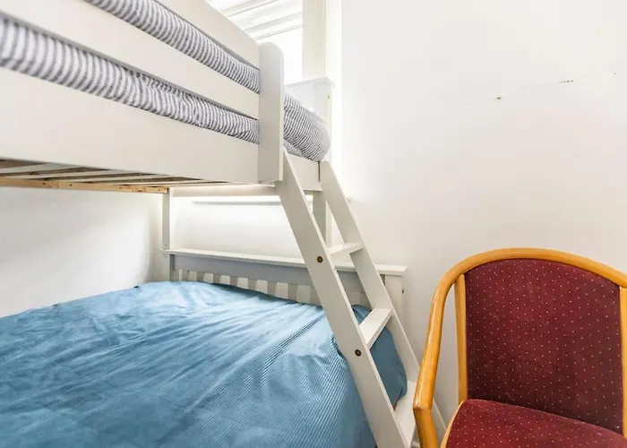 Modernised 2 Bed House Close To Centre Apartamento